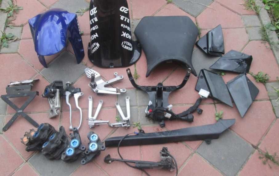 Yamaha R1 1998 1999 FARA motor carene faruri