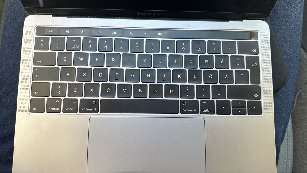 MacBook pro 13”