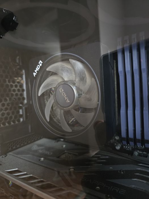 PC Calculator Gaming RGB Amd Ryzen Tastatura Razer + Monitor