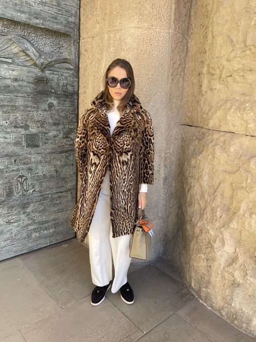 Haina din blana naturala de ocelot