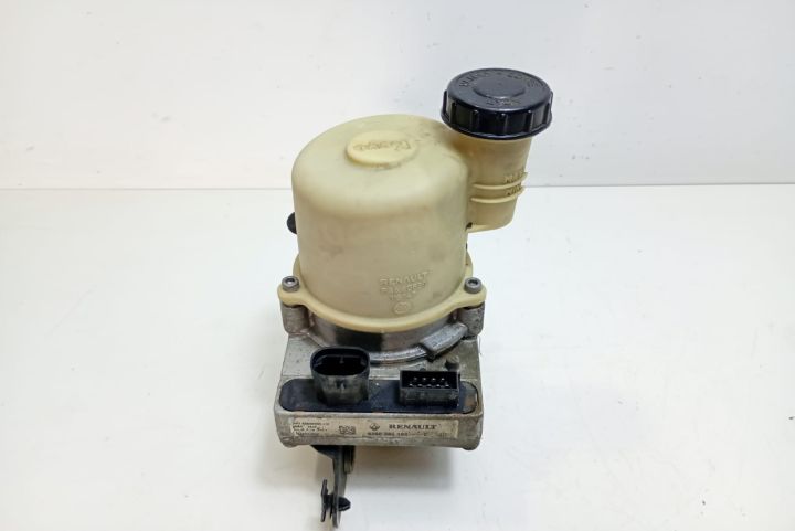 Pompa  Servodirectie 8200385183C Dacia Logan prima generatie