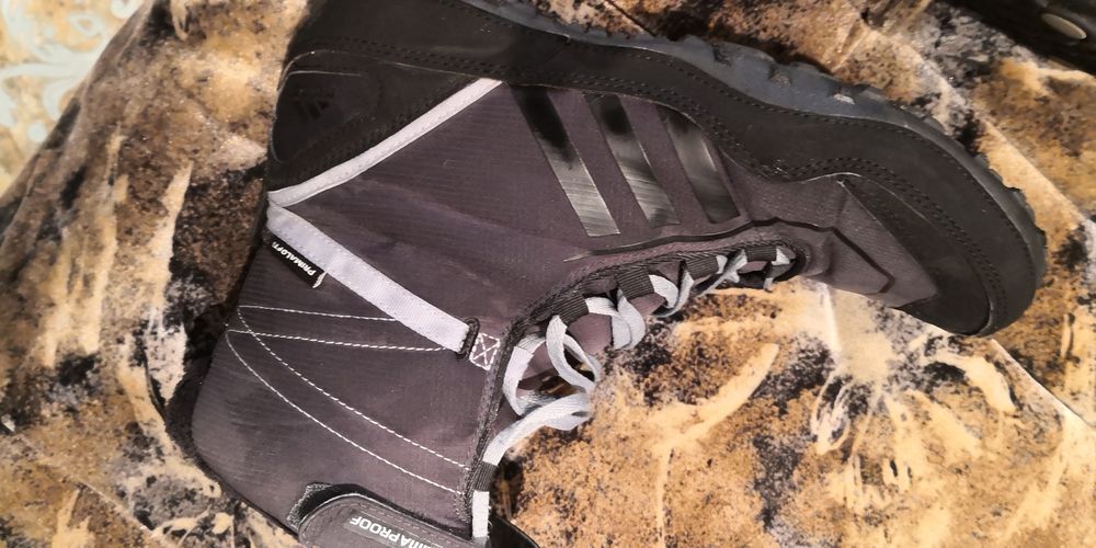 Ghete boots Adidas climaproof primaloft originali imblaniti.