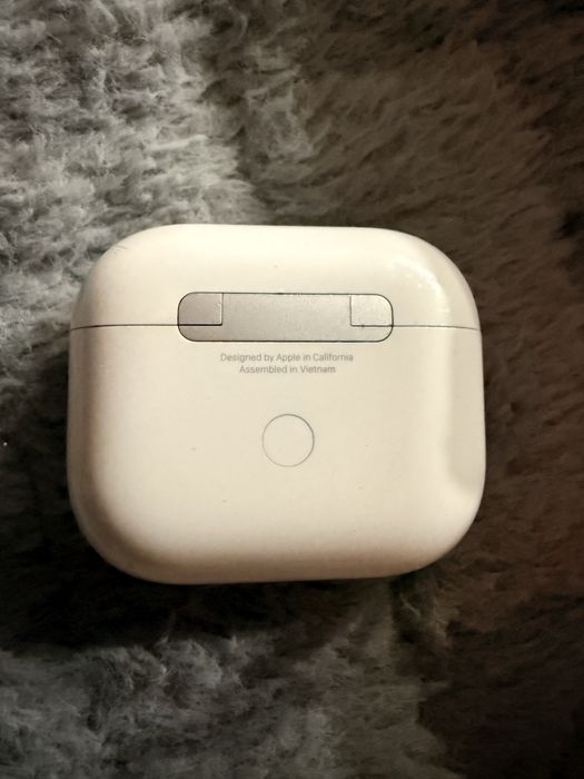 Кейс AirPods 3 , без ушей