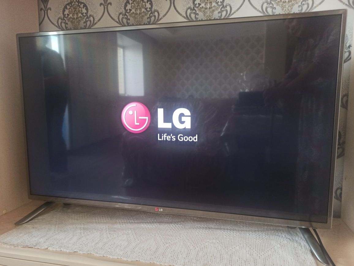 Продам  телевизор LG