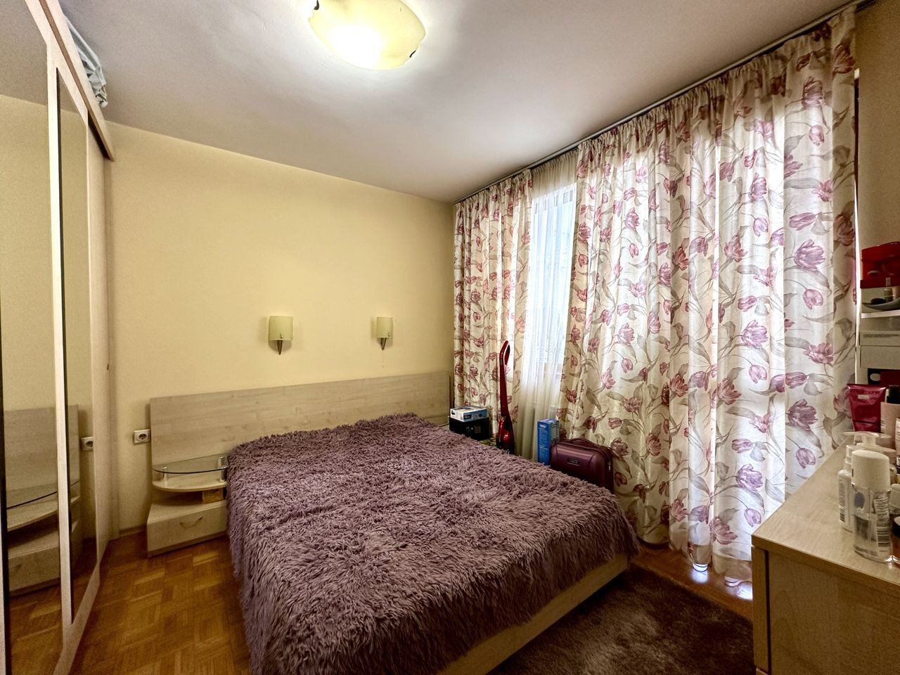 Продава се Тристаен апартамент в Велико Търново, Център - 88 кв.м за 1705 €/кв.м - Снимка #3