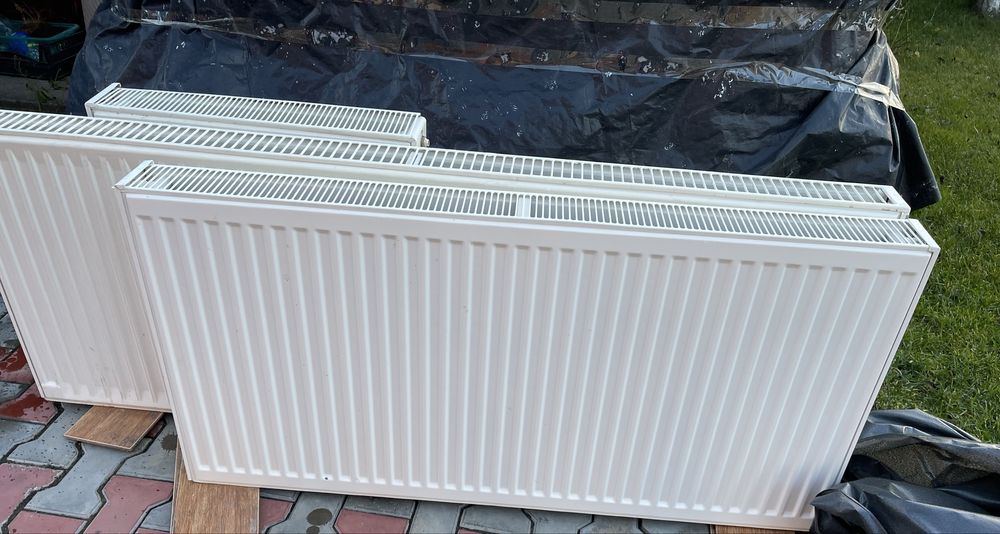 Vand 6 radiatiare aluminiu diferite dimnesiuni, intre 100 si 200 cm