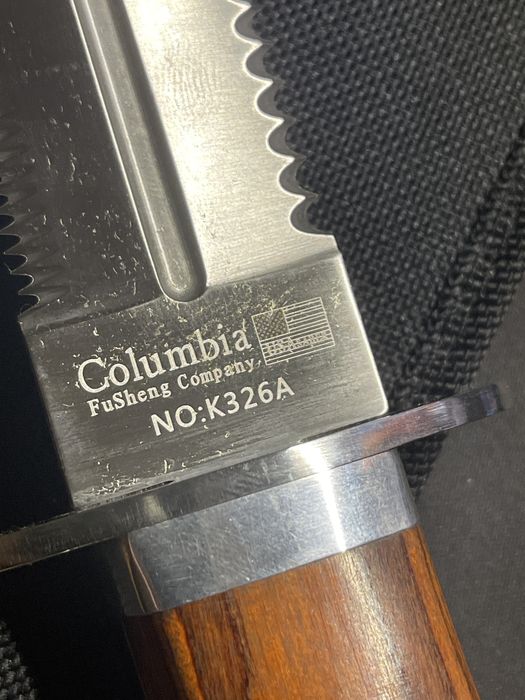 Cutit Columbia ascutit