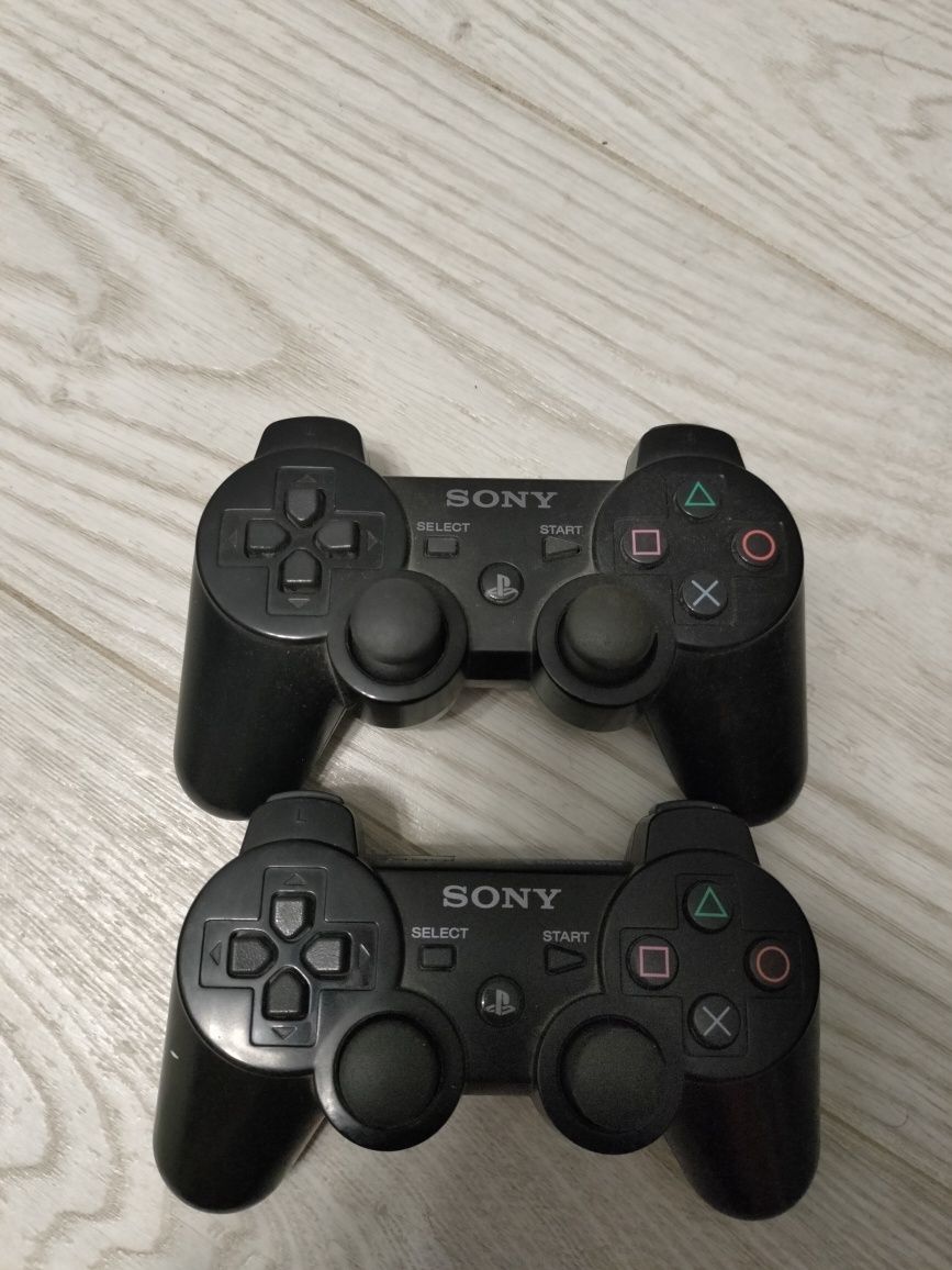 Ps 3 3 джостика и 2 игры