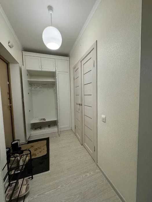 Ц-2 / Алайский рынок | 2-комн. 2 из 4 | 55 м2 [M:0106]