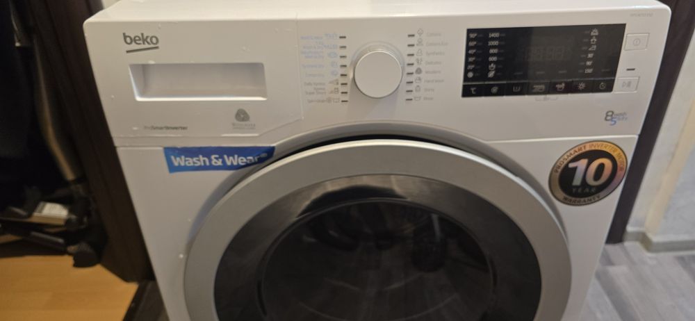 Masina spălat cu uscător Beko