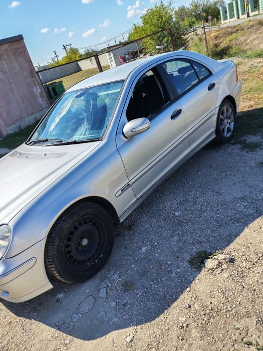 Mercedes Benz C220