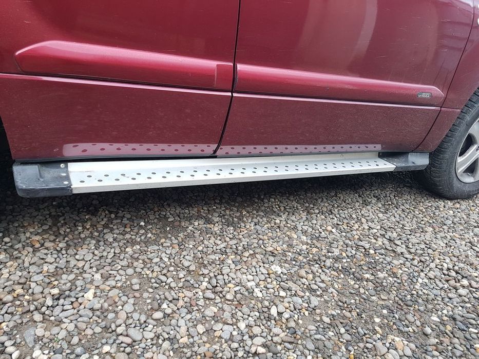 Usa Dreapta Fata Suzuki Grand Vitara 2006 - 2012 SUV 4 Usi ROSU (599)