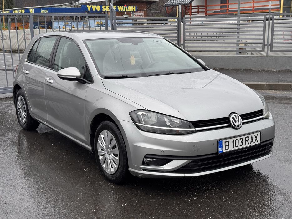 VW Golf 2019 TCE Benzina fara avarii