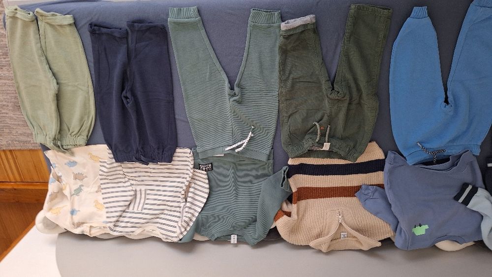 Compleu set bluza si pantaloni h&m lupilu 86