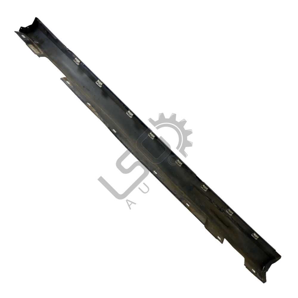 Десен праг AMG Mercedes-Benz C-Class 204 (W/S/C) 2007-2014 ID: 114514