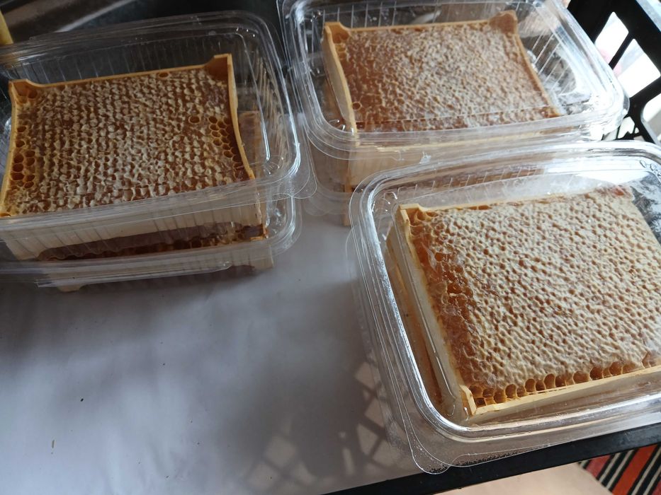 Faguri de miere 10 lei/ 200 g sau 20 lei/400g