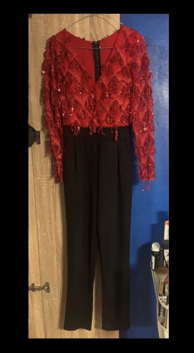 Salopete marimea M /L , rochita scurta marimea S/M