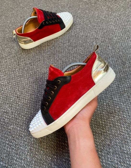 Christian Loubutin low Spike marime 43