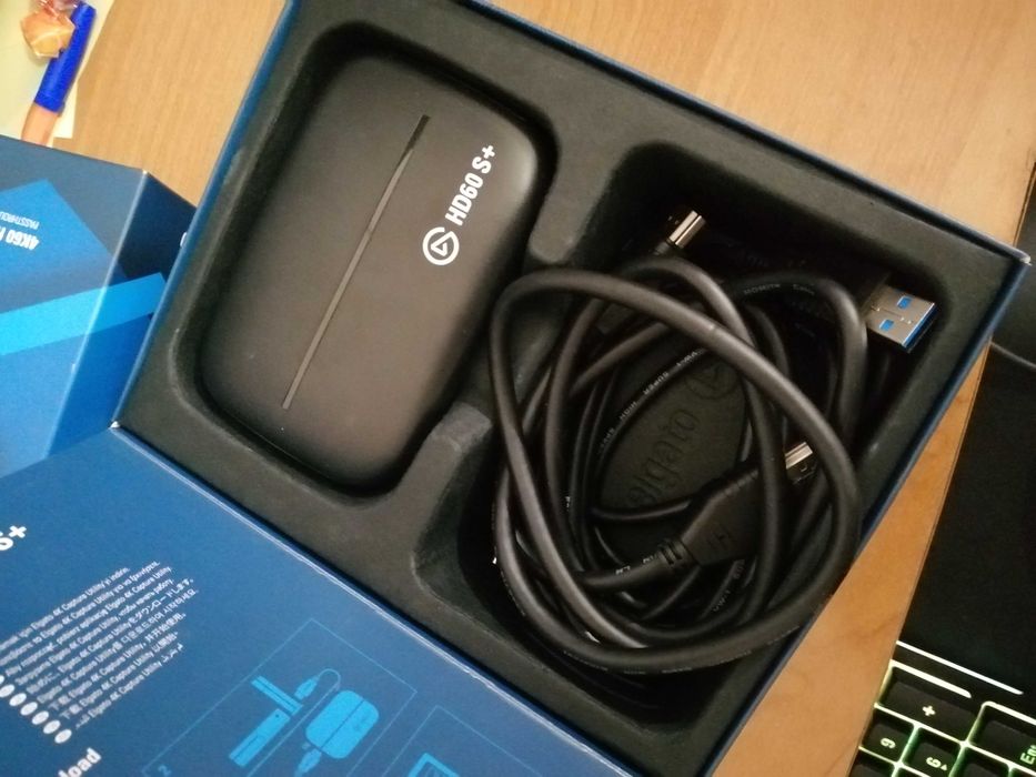 Elgato Capture Card HD60 S+ отворена кутия