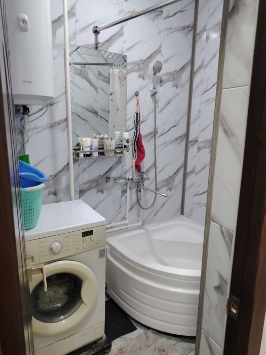 3 xonali 70 kv2 uy sotiladi