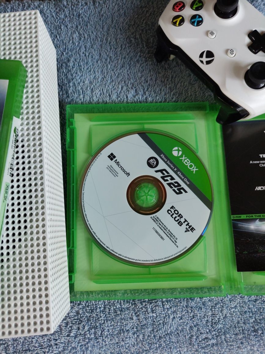 Xbox One S cu FC 25