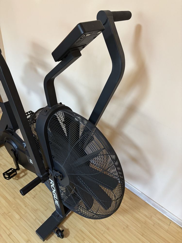 Велоергометър rogue echo bike