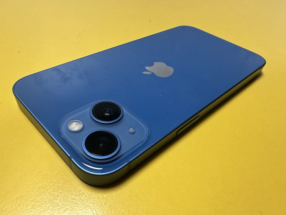 Смартфон Apple iPhone 13 128 GB  Blue