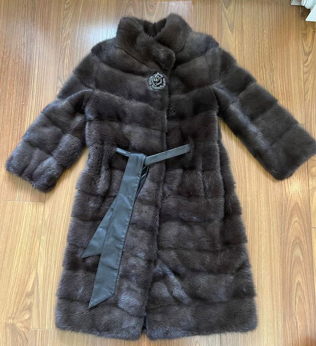 Продам норковую шубу