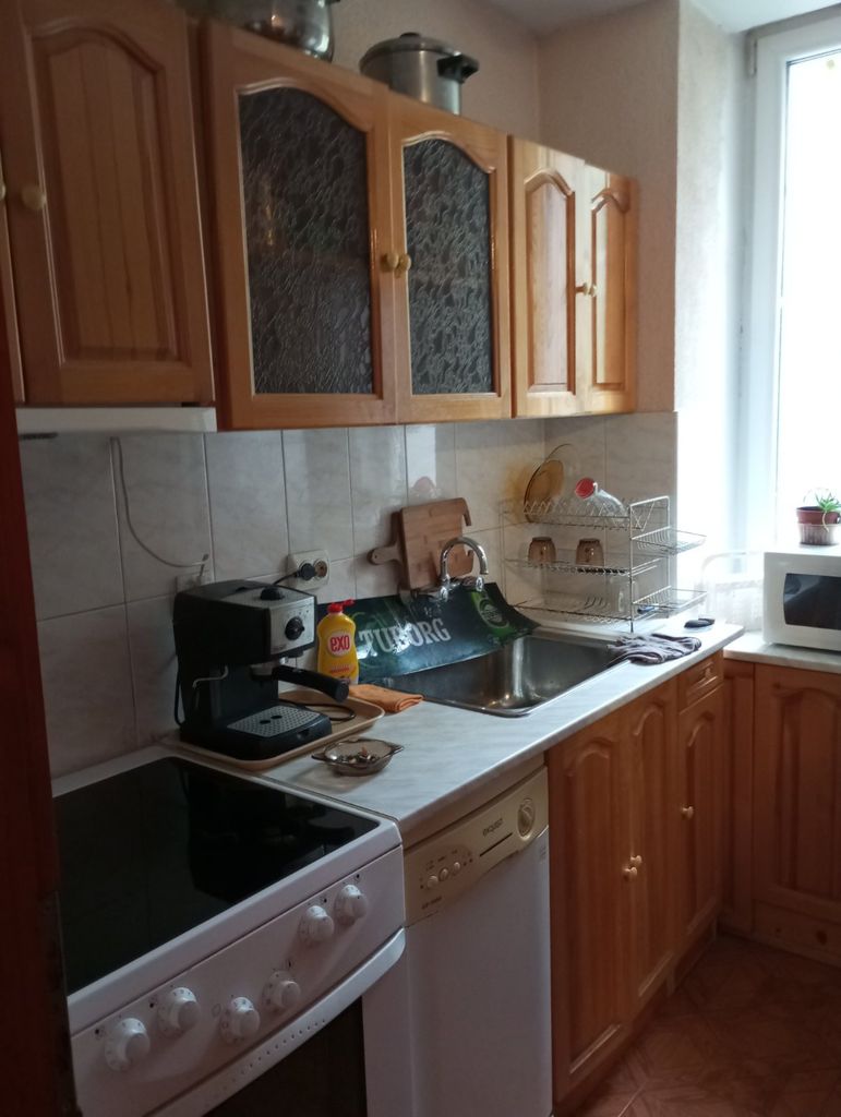 Продава се Четиристаен апартамент в Смолян, Нов център - 82 кв.м за 1464 €/кв.м - Снимка #3
