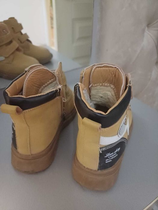 Продаются детские зимние сапоги
