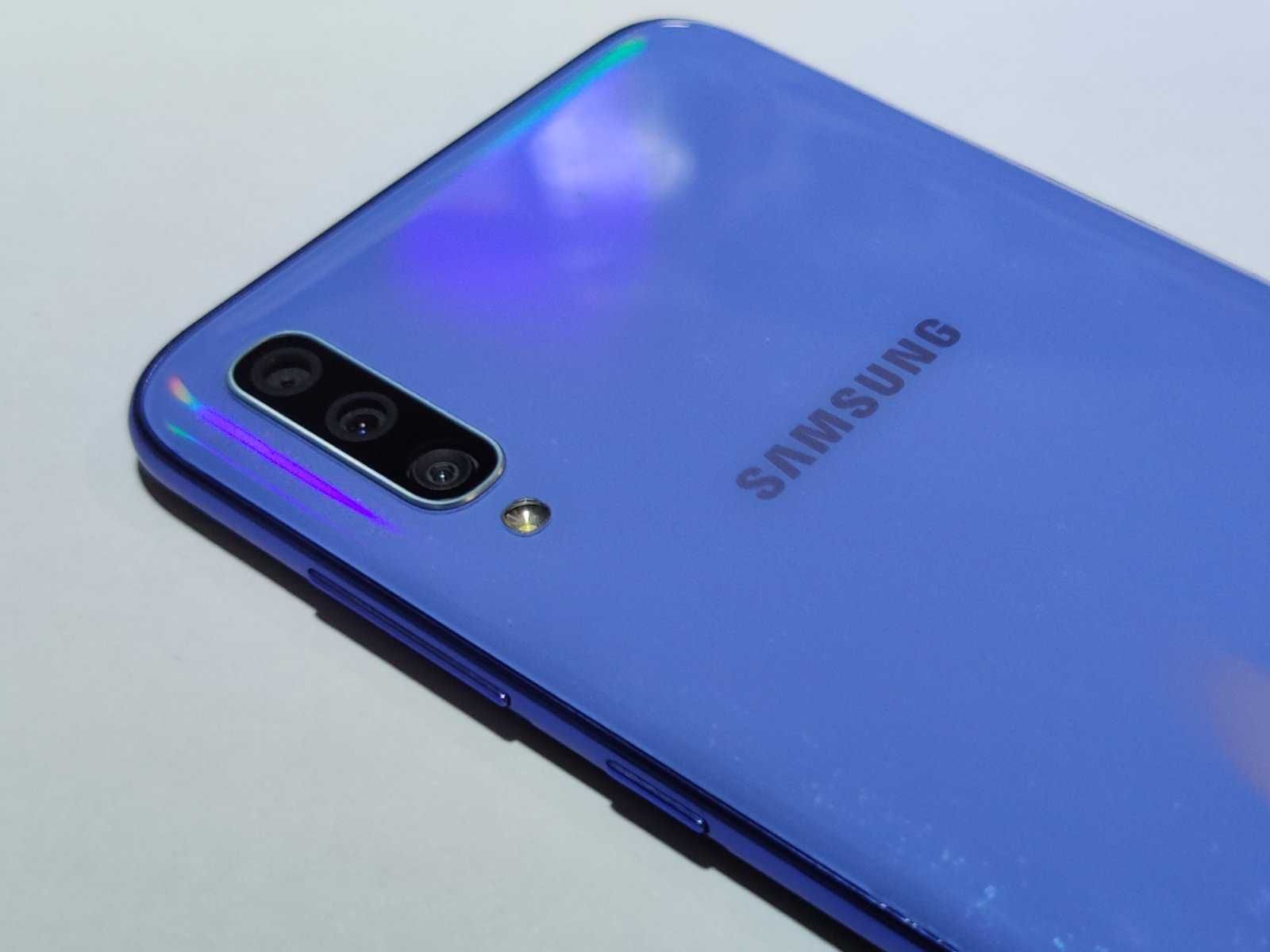 Samsung Galaxy A70 128GB 6GB RAM Перфектнен
