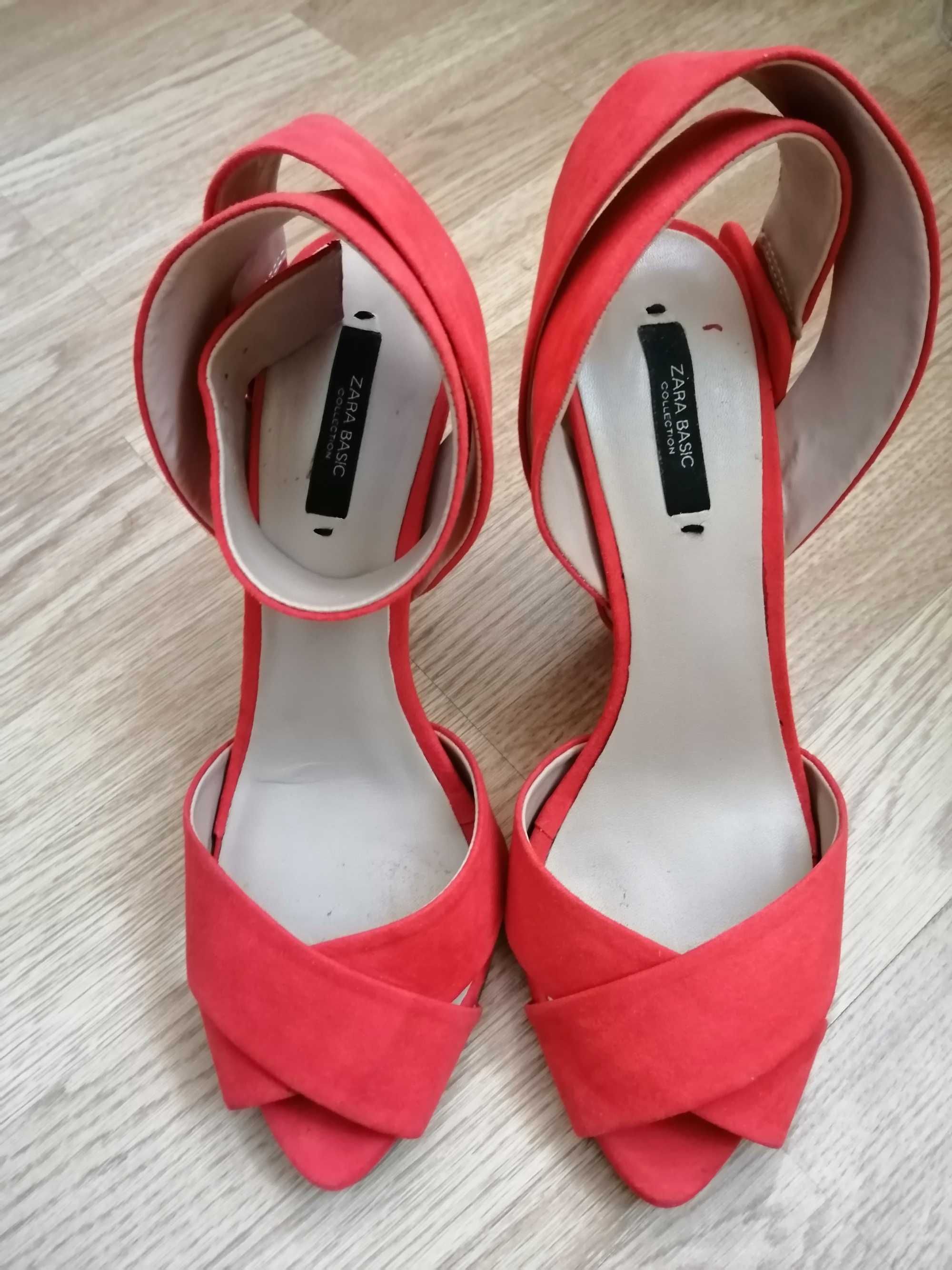 Sandale roșii Zara, mărimea 40,piele întoarsă