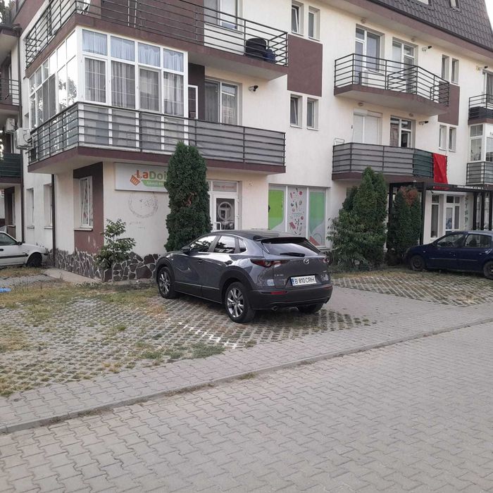 Spatiu comercial de la 6.5e  birou depozitare magazin magurele bragad
