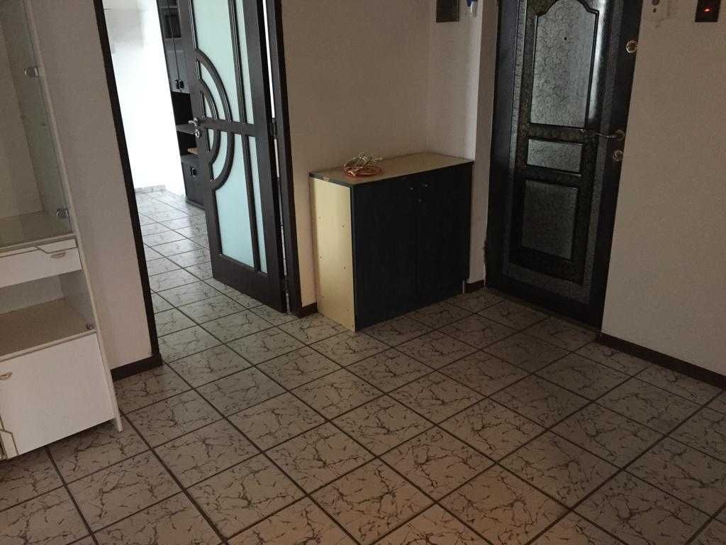 Apartament 3camere de inchiriat Lujerului Militari