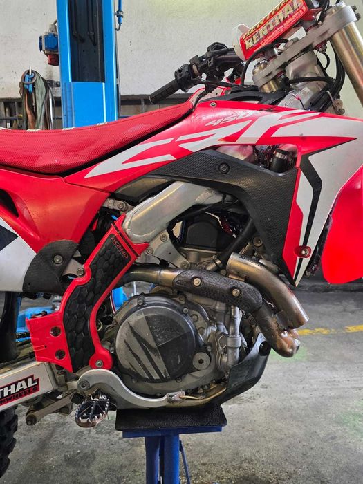 Honda CRF 450R 2020 (Akrapovic,3 Mape De Putere,Full Protectii Carbon)