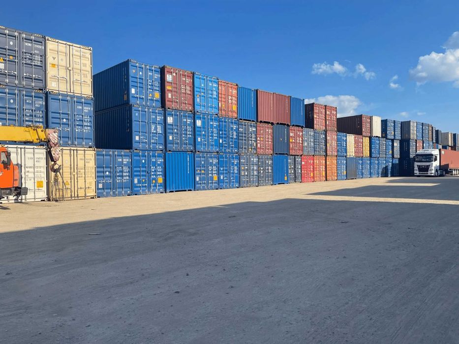 Продам контейнеры 20, 40, 45 фут жд морские в хорошем состоянии