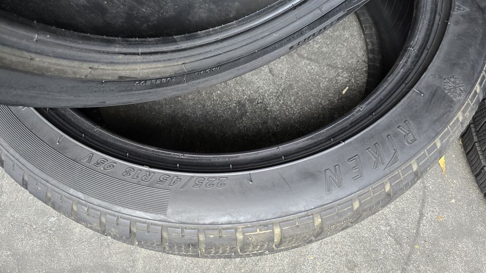 2 anvelope iarnă Riken 225/45/18- 7 mm