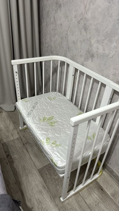 Приставная кровать