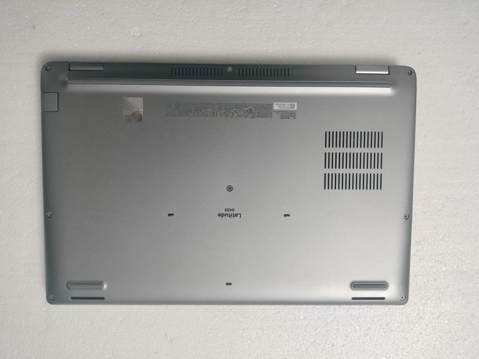 Dell Latitude 5430 i5-1245U