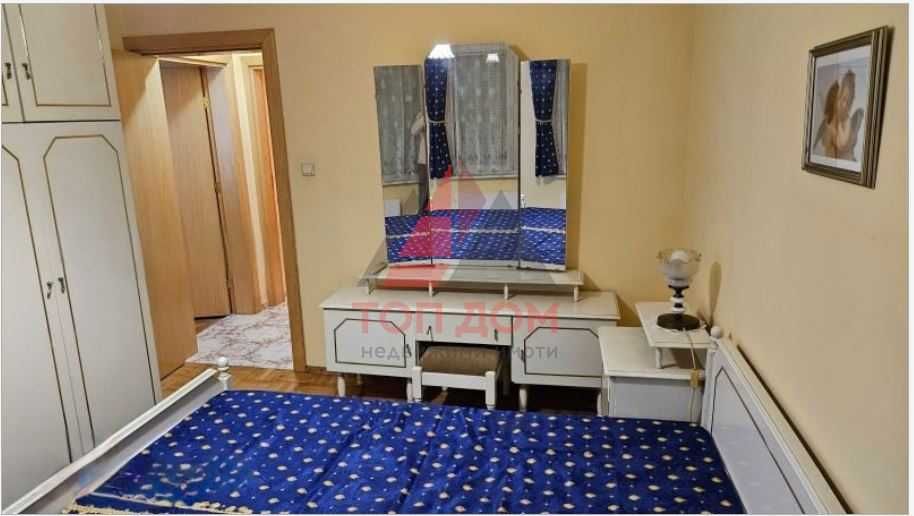 Дава се под наем Тристаен апартамент в Варна, Колхозен пазар - 118 кв.м за 612 € - Снимка #2