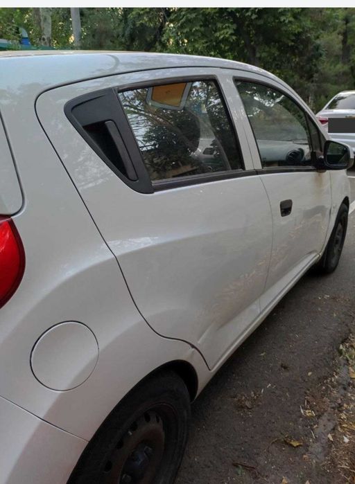 Спарк насияга берилади