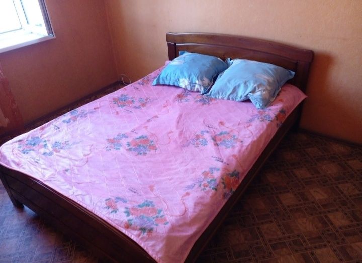 Сдам 2-х комнатная на Естая101 квартира