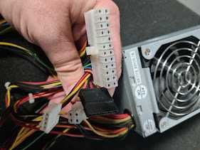 sursa SFF ATX FSP-300