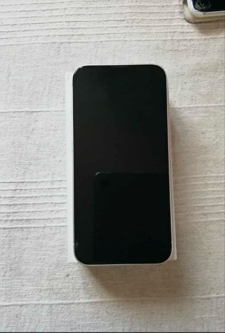 IPhone 13 в отлично състояние
