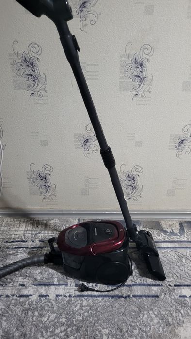 Продается пылесос самсунг