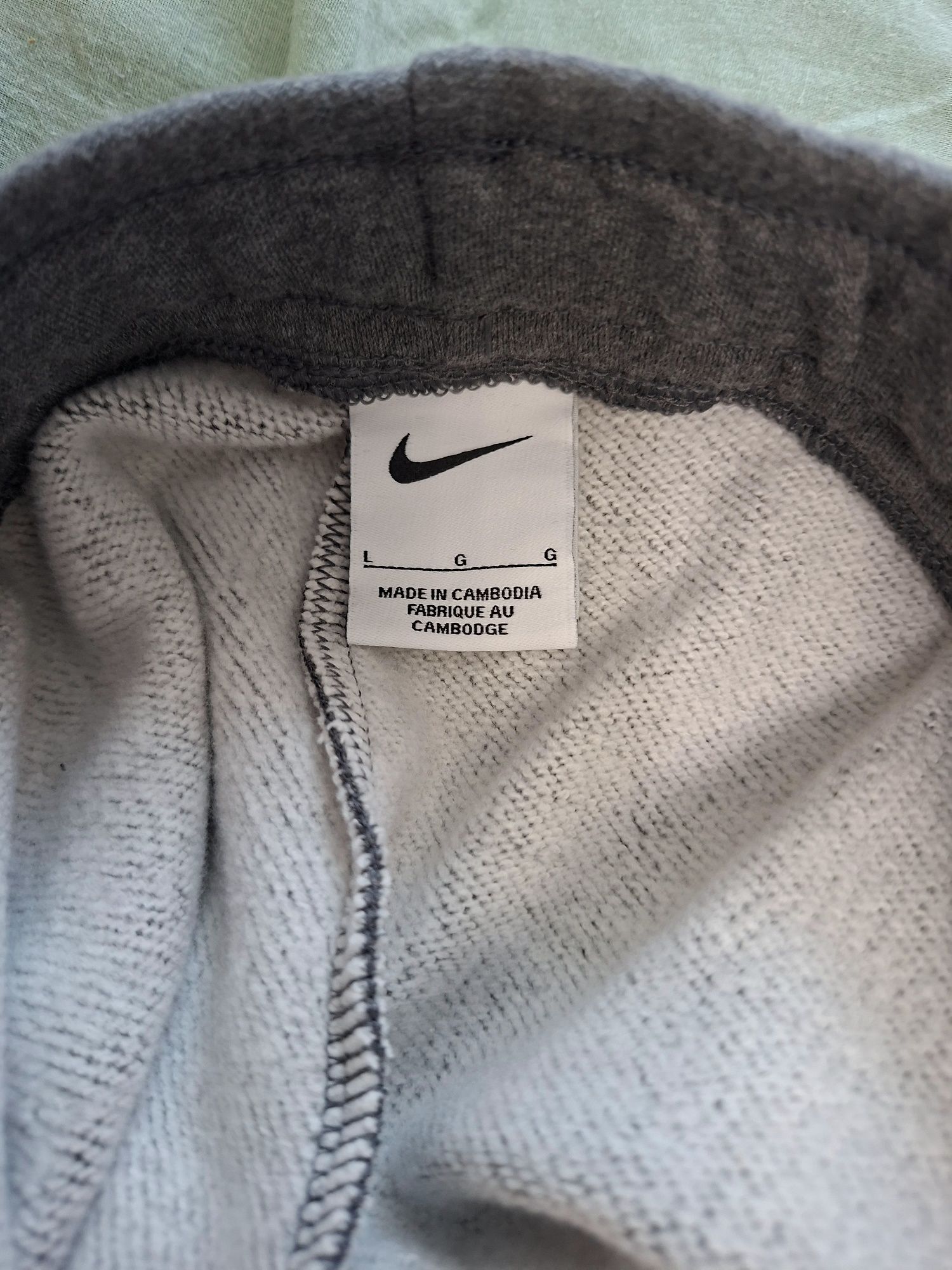 Nike-Ориг. Долнище Ново!