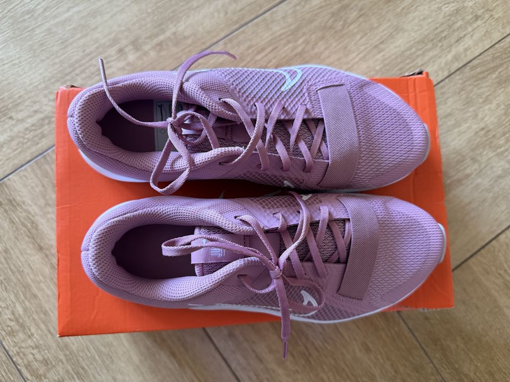Фитнес обувки Nike