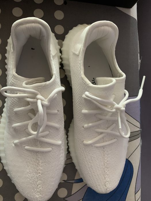 Yeezy Boost 350 v2 white