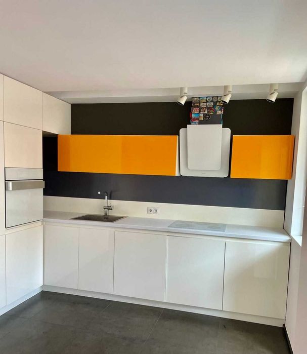 Тристаен Апартамент в Кършияка