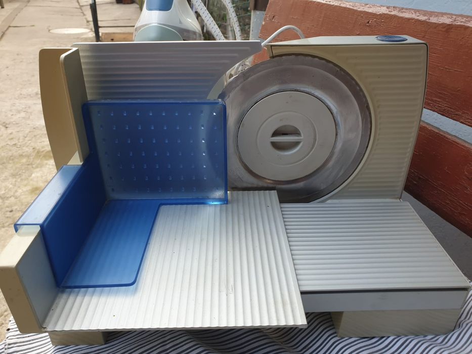 Stație de calcat și feliilor electric!